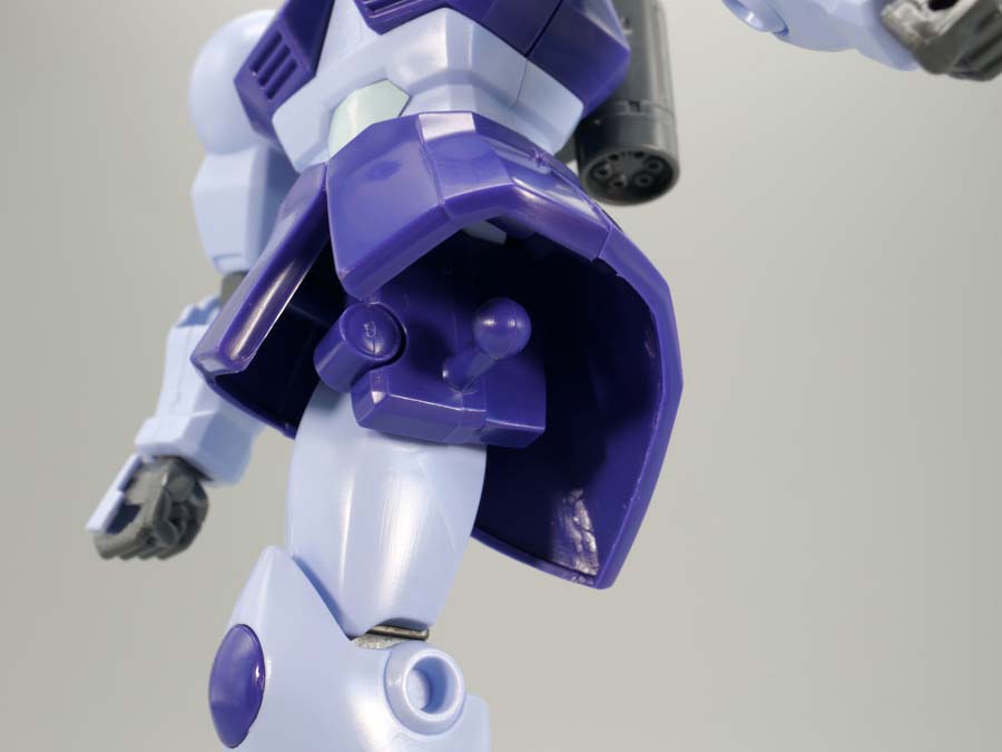 HGUC No.2 ギャン（古い方）のガンプラレビュー画像です