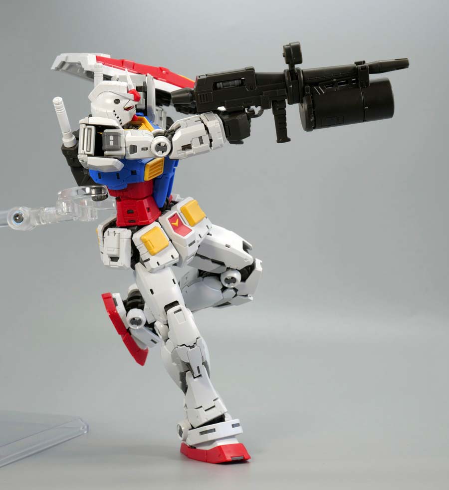 ＲＧ 1/144 RX-78-2 ガンダム Ver.2.0用武器セットのガンプラレビュー画像です