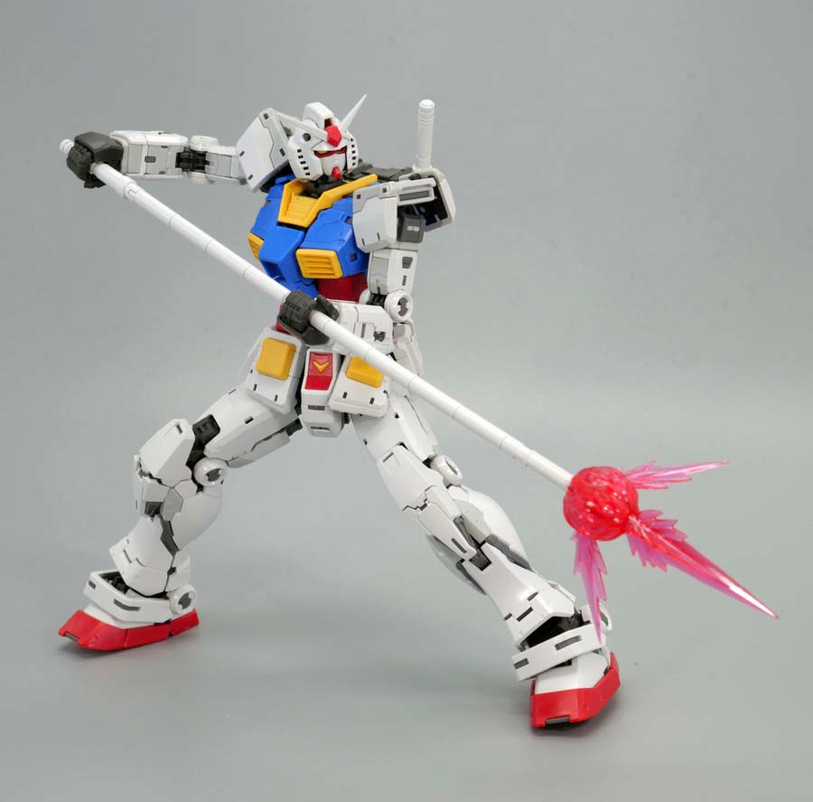 ＲＧ 1/144 RX-78-2 ガンダム Ver.2.0用武器セットのガンプラレビュー画像です