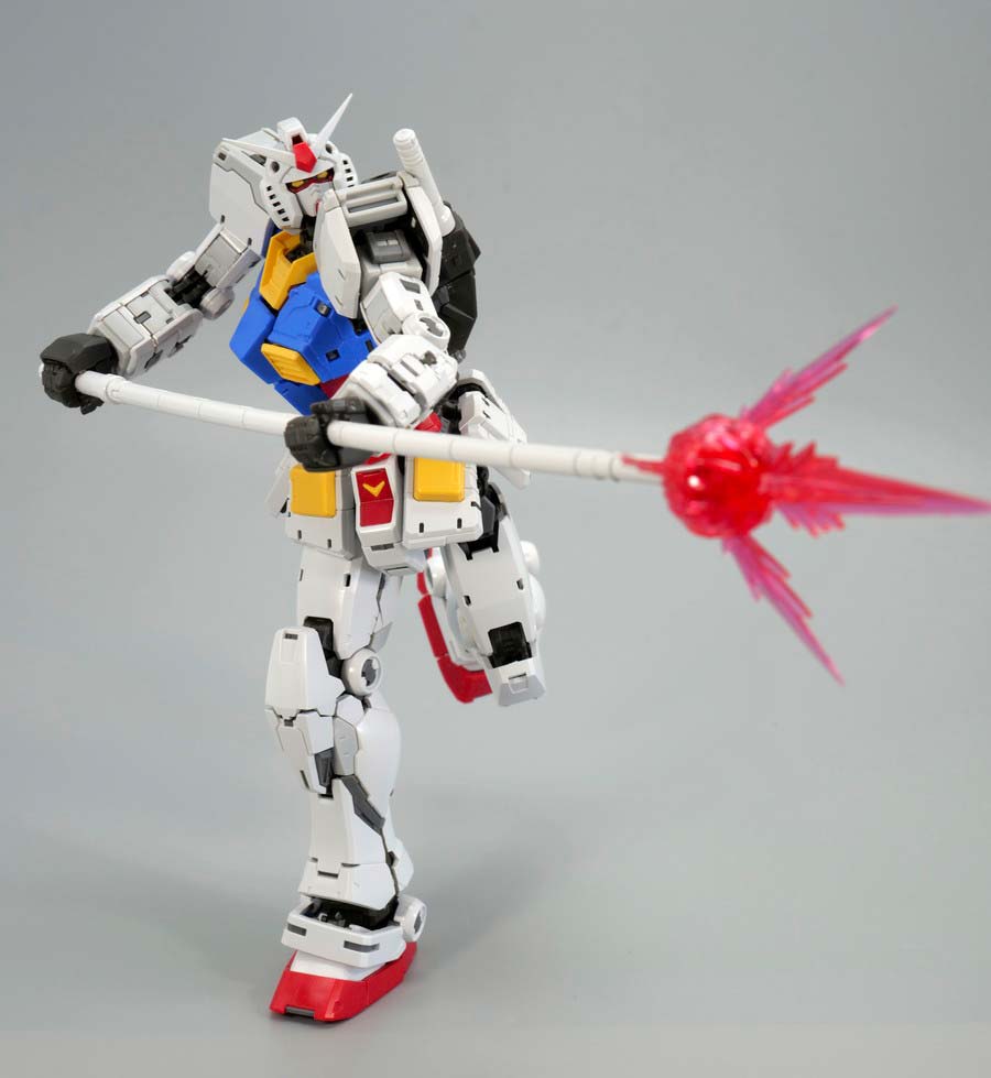 ＲＧ 1/144 RX-78-2 ガンダム Ver.2.0用武器セットのガンプラレビュー画像です