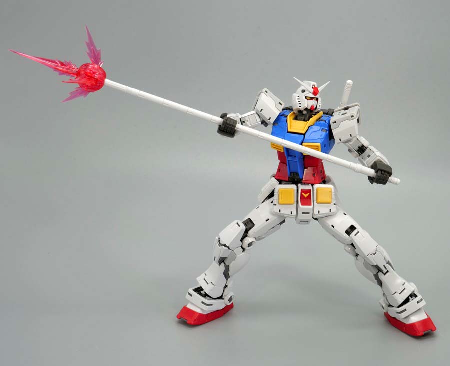 ＲＧ 1/144 RX-78-2 ガンダム Ver.2.0用武器セットのガンプラレビュー画像です