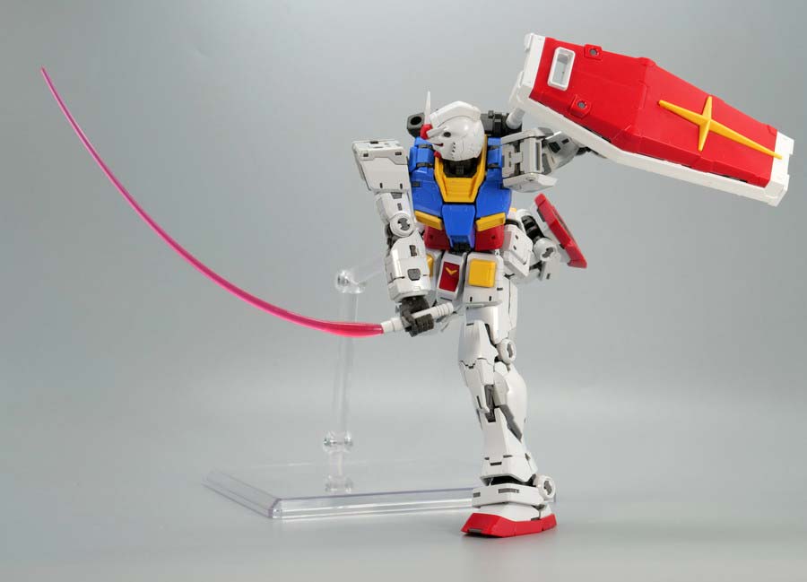 ＲＧ 1/144 RX-78-2 ガンダム Ver.2.0用武器セットのガンプラレビュー画像です