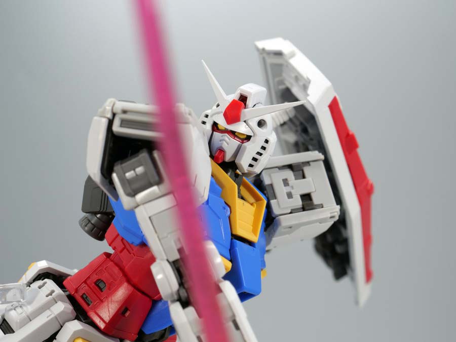 ＲＧ 1/144 RX-78-2 ガンダム Ver.2.0用武器セットのガンプラレビュー画像です