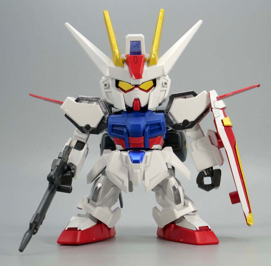 EXスタンダード（SDEX）エールストライクガンダムのガンプラレビュー画像です