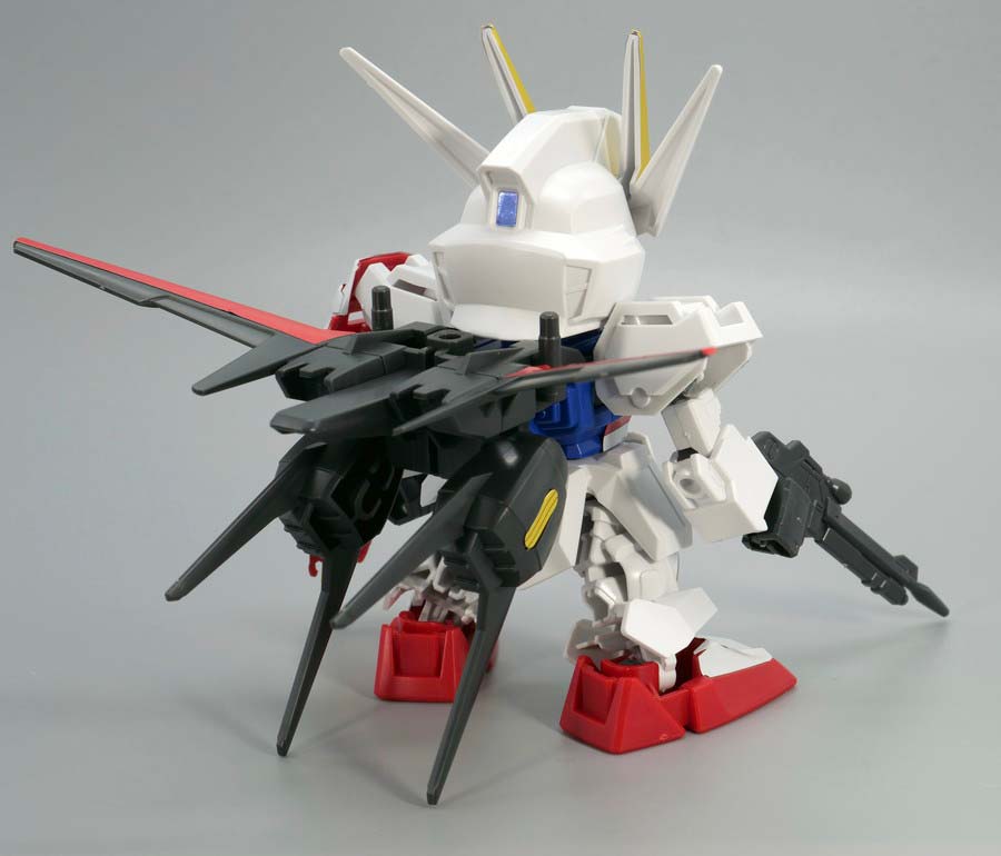 EXスタンダード（SDEX）エールストライクガンダムのガンプラレビュー画像です