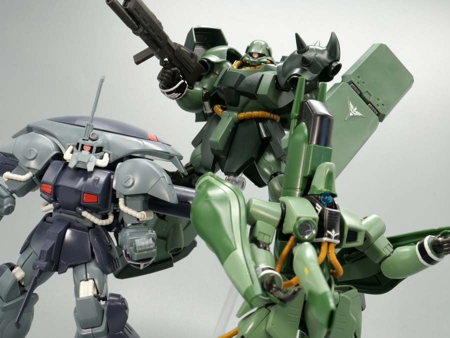 HGアイザック/ガザC/ギラドーガ(ユニコーンVer.)セットのガンプラレビュー画像です