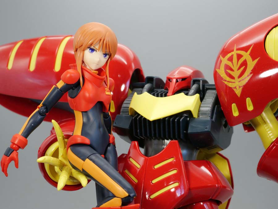 Figure-rise Standard プルツーのガンプラレビュー画像です