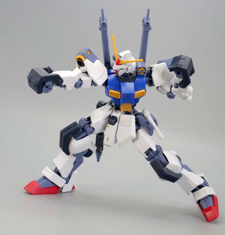 HG Dガンダムファーストのガンプラレビュー画像です