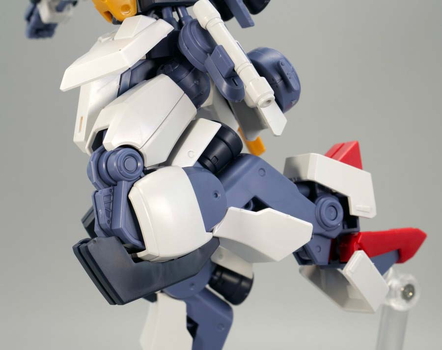 HG Dガンダムファーストのガンプラレビュー画像です