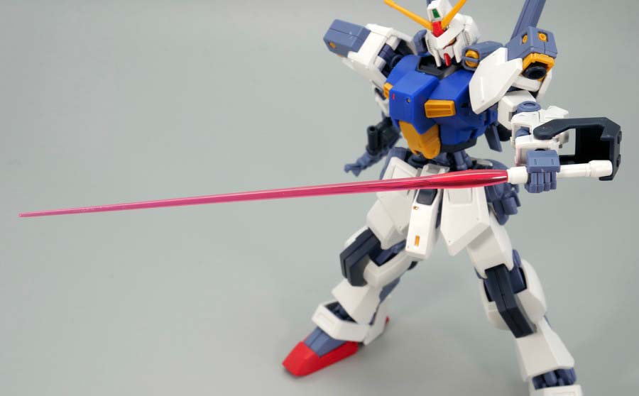 HG Dガンダムファーストのガンプラレビュー画像です