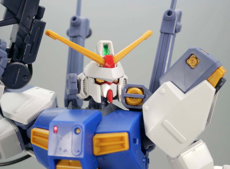 HG Dガンダムファーストのガンプラレビュー画像です