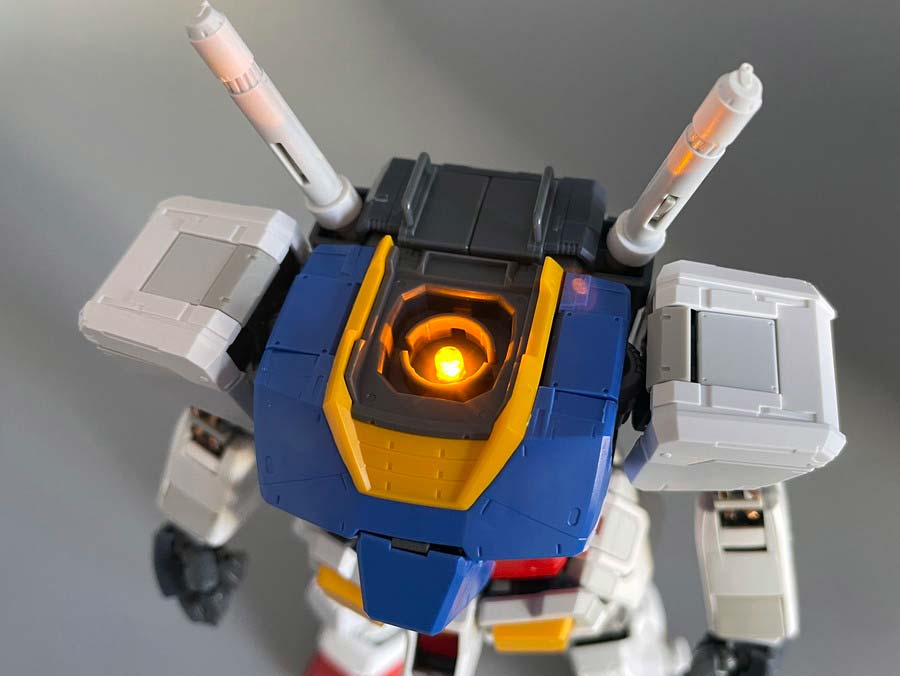 MG RX-78-2ガンダムVer.3.0用拡張セットのガンプラレビュー画像です