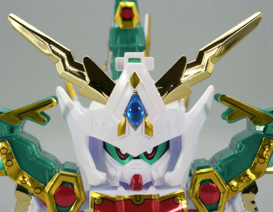 BB戦士 雷龍頑駄無（ライリュウガンダム）のガンプラレビュー画像です