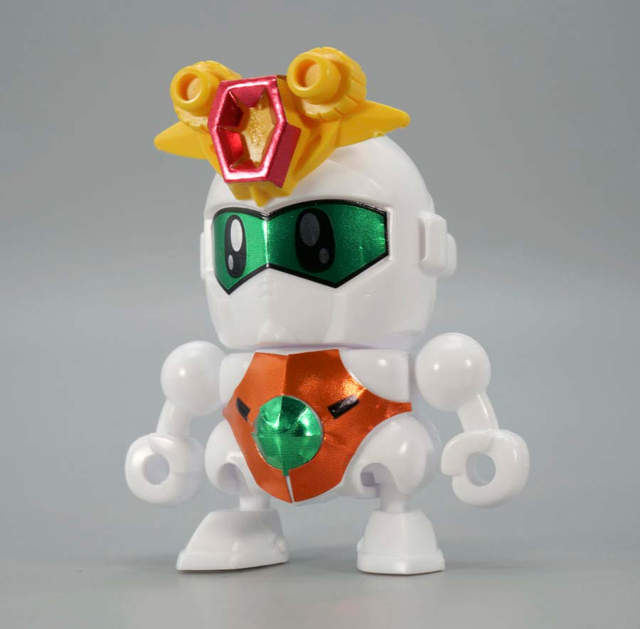 BB戦士 幼年軍師雷丸（ヨウネングンシイカズチマル）のガンプラレビュー画像です