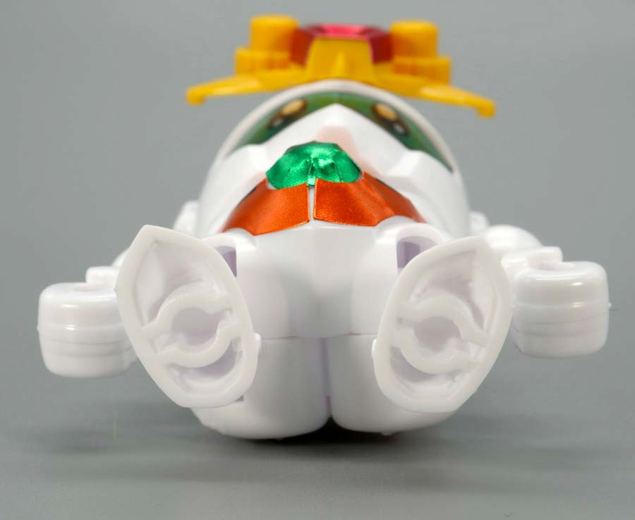 BB戦士 幼年軍師雷丸（ヨウネングンシイカズチマル）のガンプラレビュー画像です
