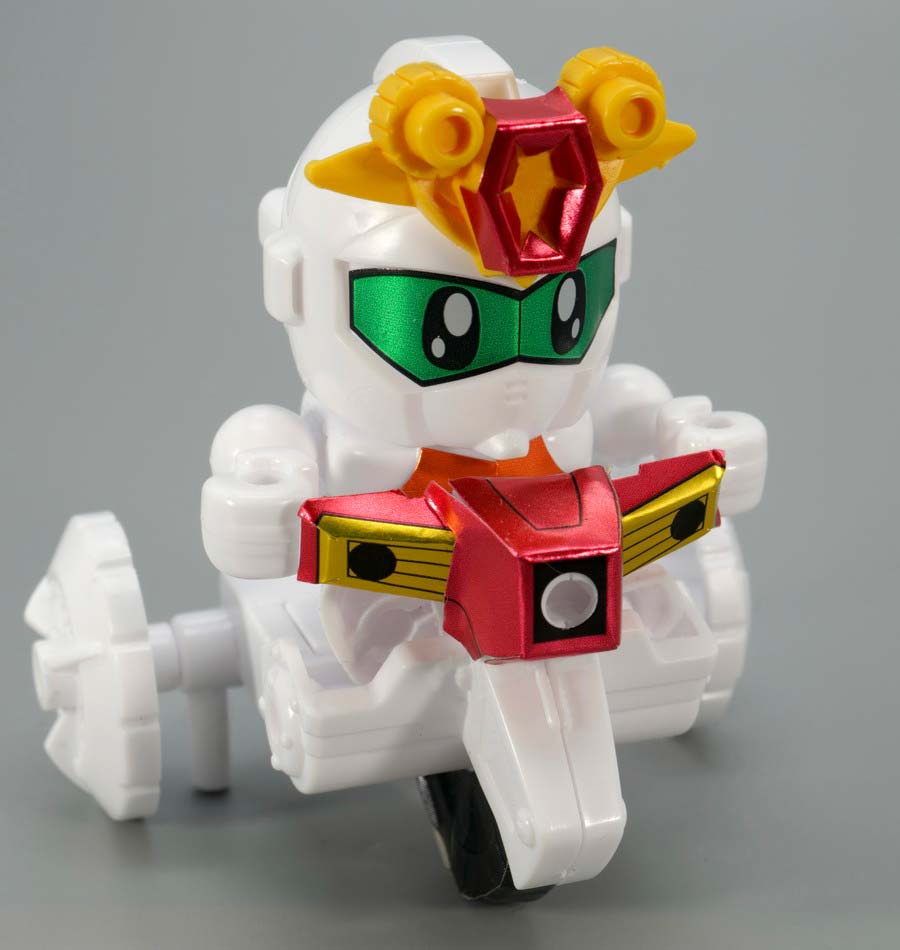 BB戦士 幼年軍師雷丸（ヨウネングンシイカズチマル）のガンプラレビュー画像です