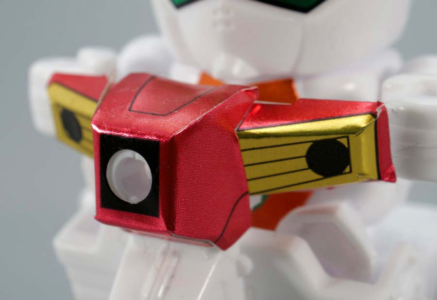 BB戦士 幼年軍師雷丸（ヨウネングンシイカズチマル）のガンプラレビュー画像です