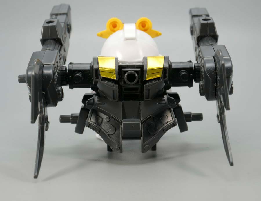 BB戦士 幼年軍師雷丸（ヨウネングンシイカズチマル）のガンプラレビュー画像です