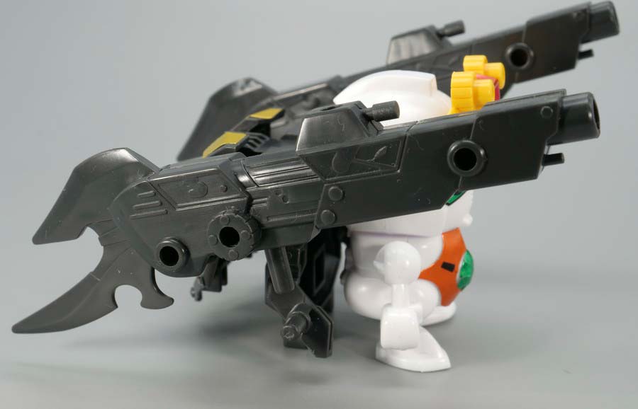 BB戦士 幼年軍師雷丸（ヨウネングンシイカズチマル）のガンプラレビュー画像です