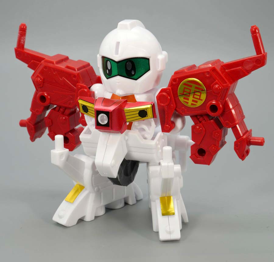 BB戦士 幼年軍師雷丸（ヨウネングンシイカズチマル）のガンプラレビュー画像です