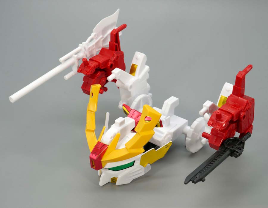 BB戦士 幼年軍師雷丸（ヨウネングンシイカズチマル）のガンプラレビュー画像です