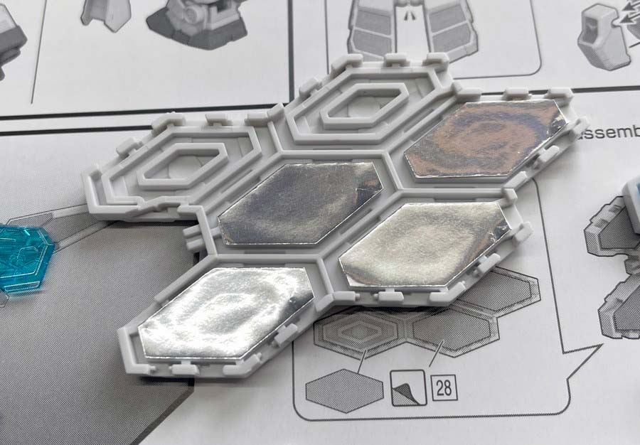 1/144 RX-78F00/Eガンダム（グラスフェザー装備）』のガンプラレビュー画像です