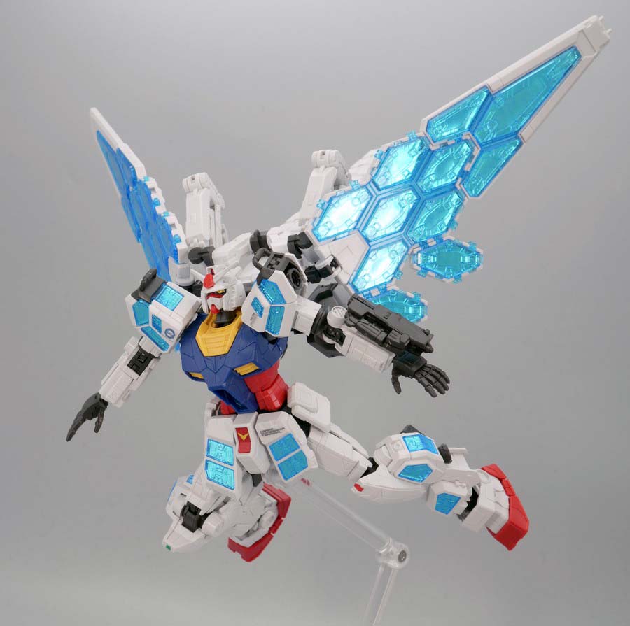 1/144 RX-78F00/Eガンダム（グラスフェザー装備）』のガンプラレビュー画像です