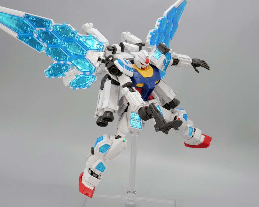 1/144 RX-78F00/Eガンダム（グラスフェザー装備）』のガンプラレビュー画像です