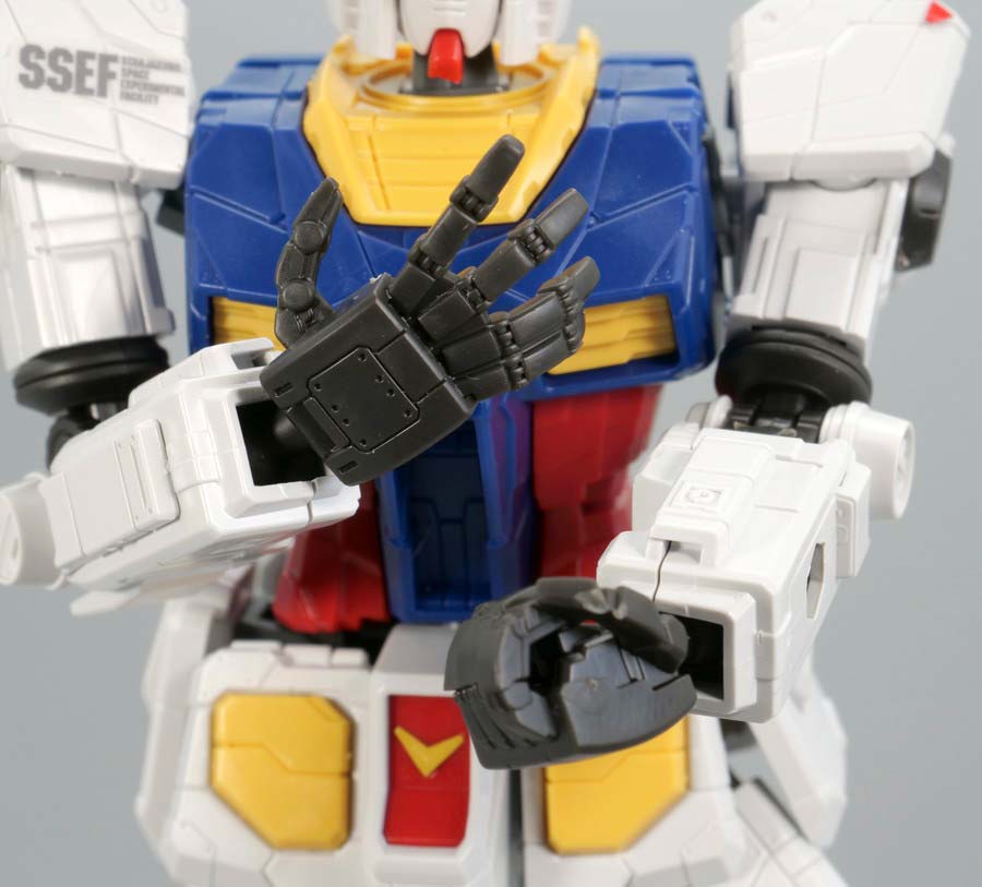 1/144 RX-78F00/Eガンダム（グラスフェザー装備）』のガンプラレビュー画像です