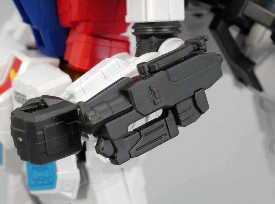 ENTRY GRADE オプションパーツセット（グラスフェザー装備）のガンプラレビュー画像です