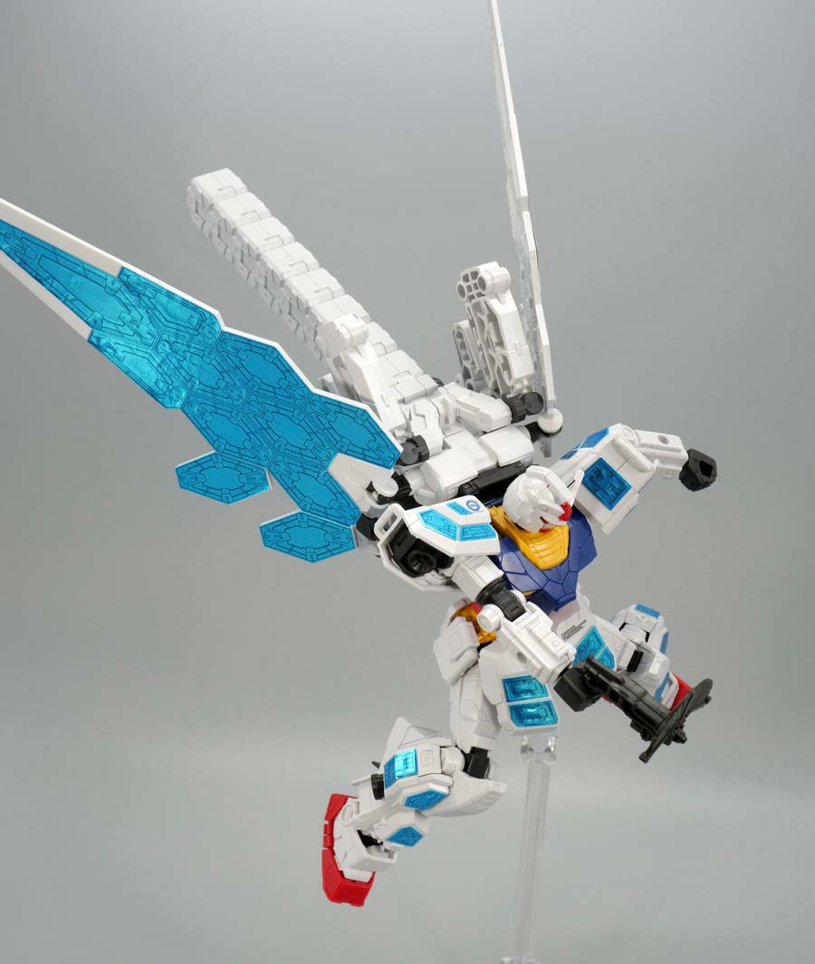 ENTRY GRADE オプションパーツセット（グラスフェザー装備）のガンプラレビュー画像です