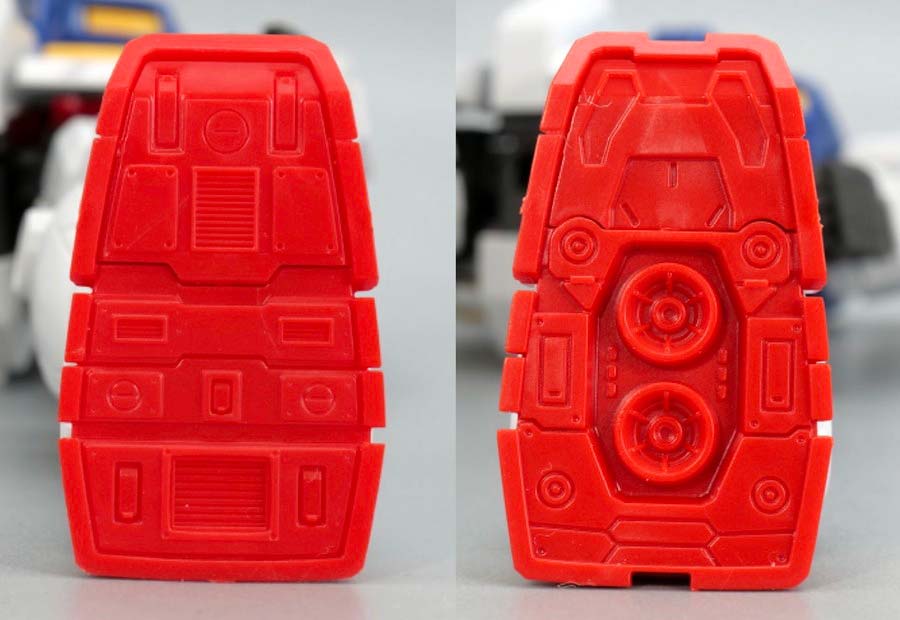 RX-78F00とF00/Eガンダムの違い・比較画像です