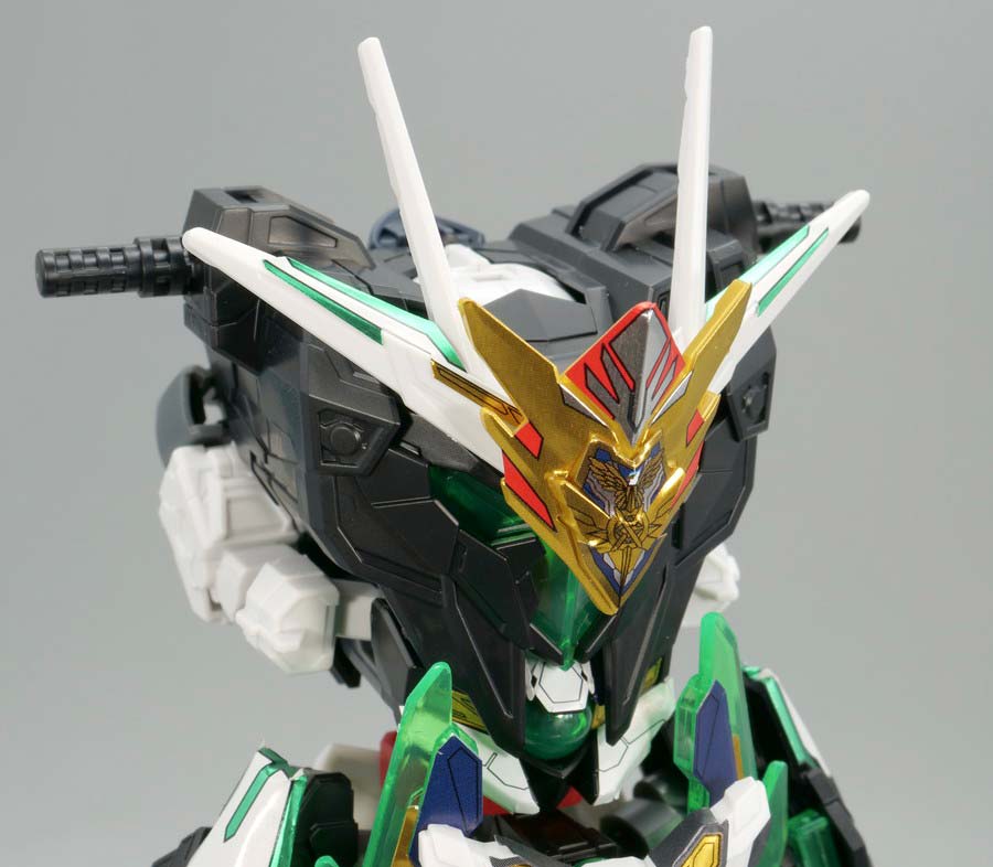 ジェネラルフォートレスへの合体方法のガンプラ画像です