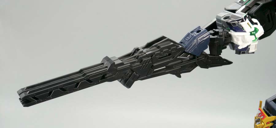 ジェネラルフォートレスへの合体方法のガンプラ画像です
