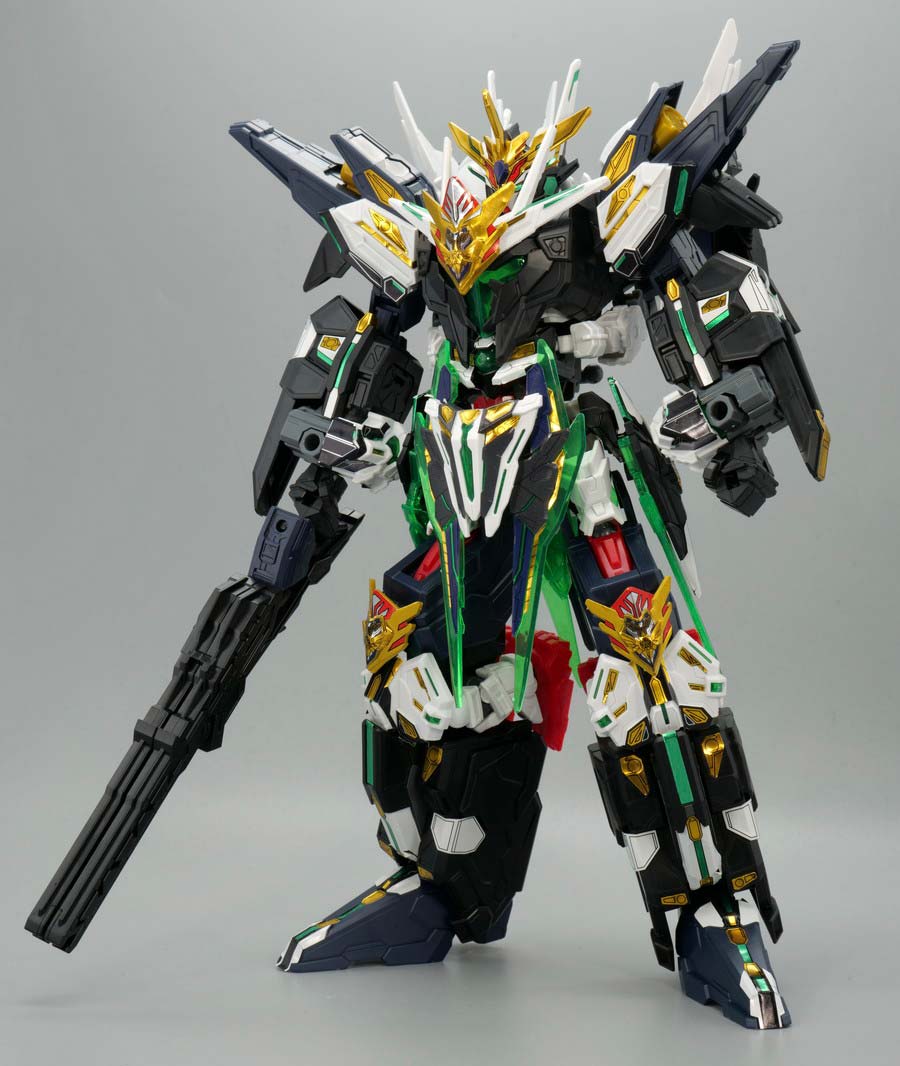ジェネラルフォートレスへの合体方法のガンプラ画像です