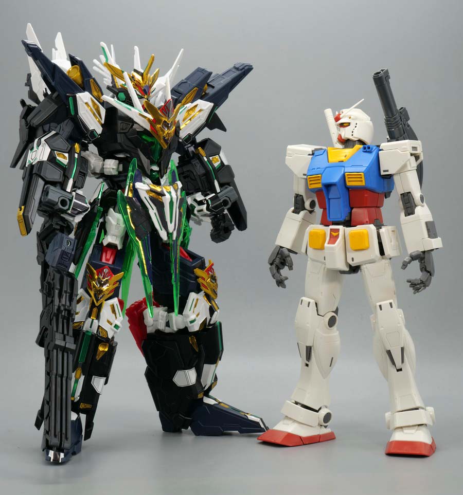 ジェネラルフォートレスへの合体方法のガンプラ画像です