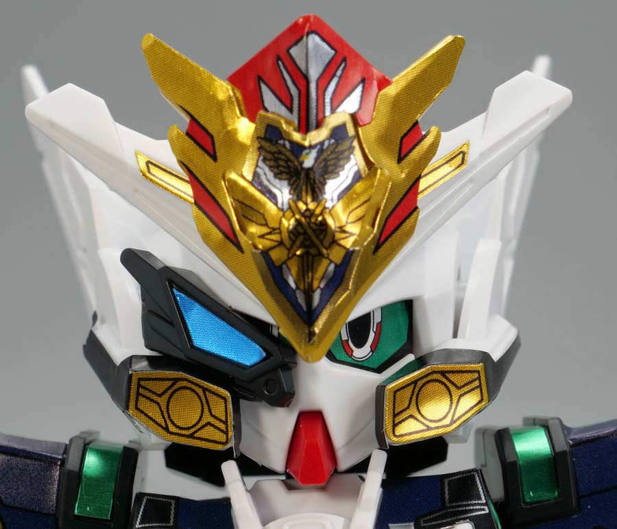 GFガンダムアストレア タイプ-Bのガンプラレビュー画像です