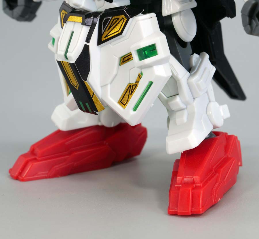 GFガンダムアストレア タイプ-Bのガンプラレビュー画像です