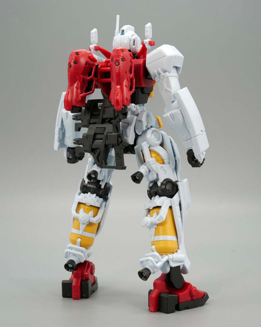HGゲルググ スガイ機のガンプラレビュー画像です