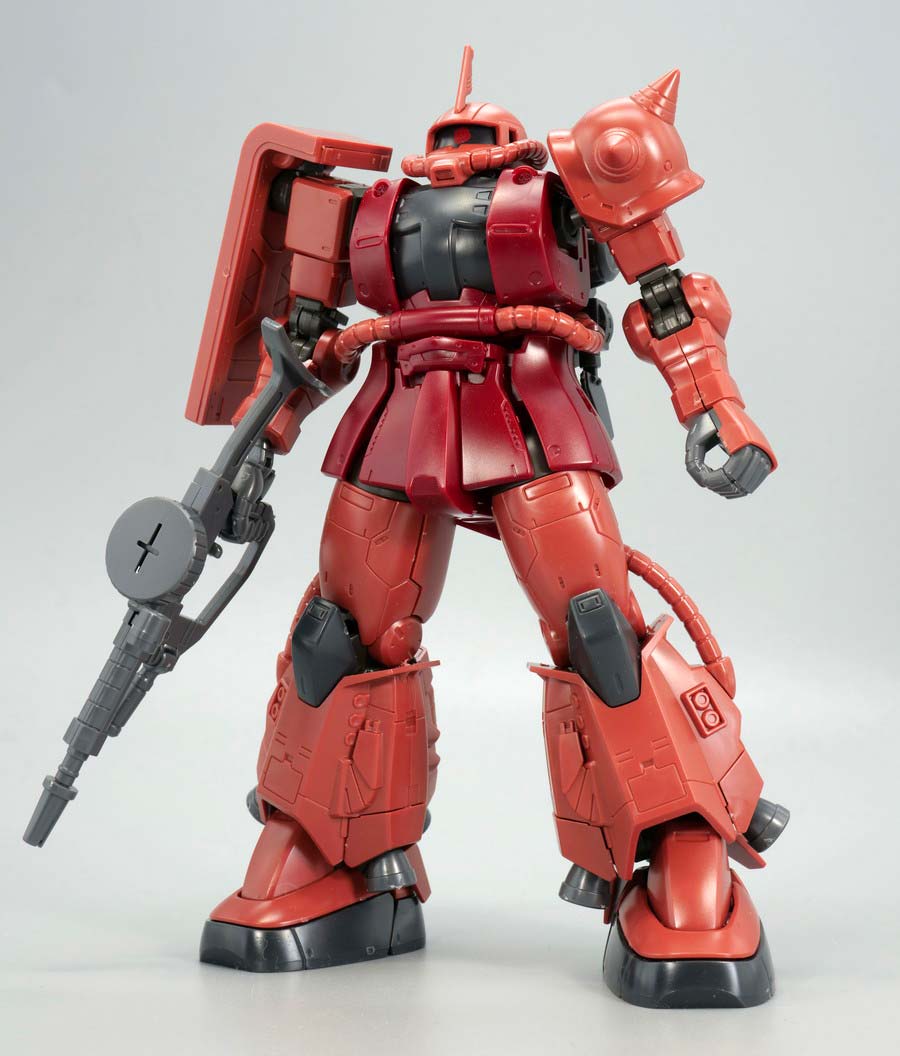 HGシャア専用高機動型ザクIIのガンプラレビュー画像です