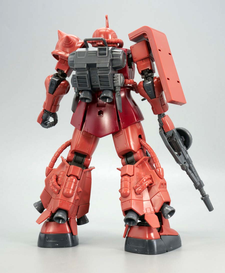HGシャア専用高機動型ザクIIのガンプラレビュー画像です