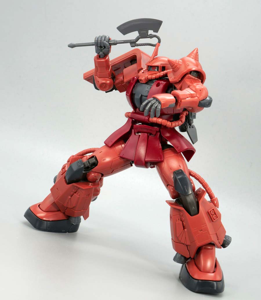 HGシャア専用高機動型ザクIIのガンプラレビュー画像です