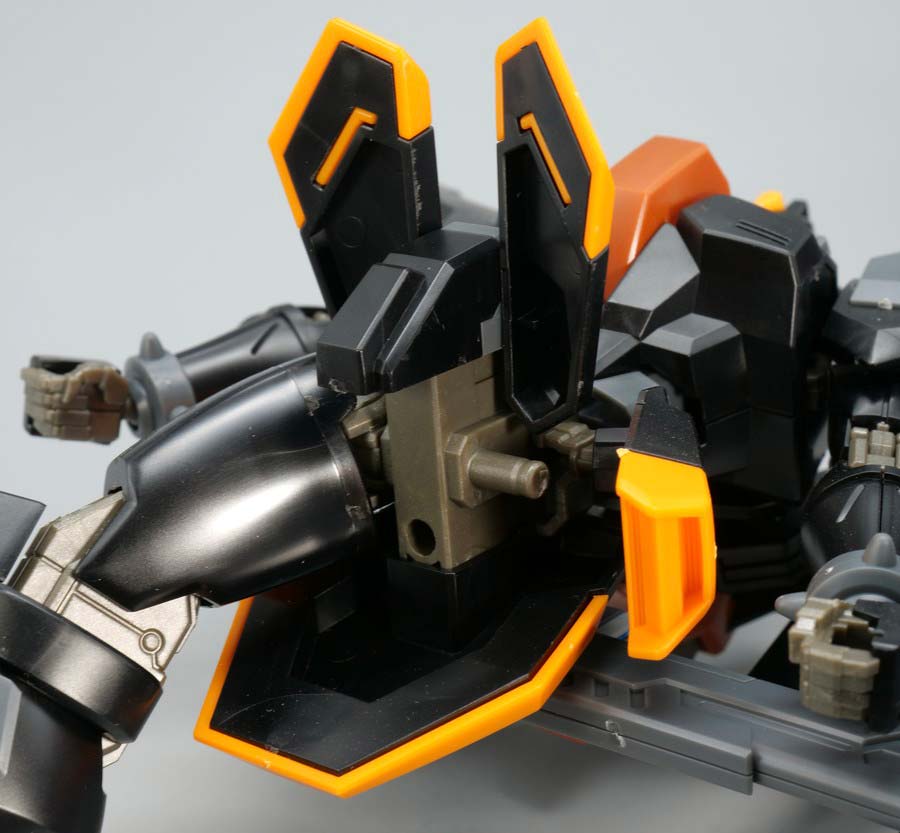 HGブラックナイトスコードルドラ リデラード機&ダニエル機&リュー機 セットのガンプラレビュー画像です