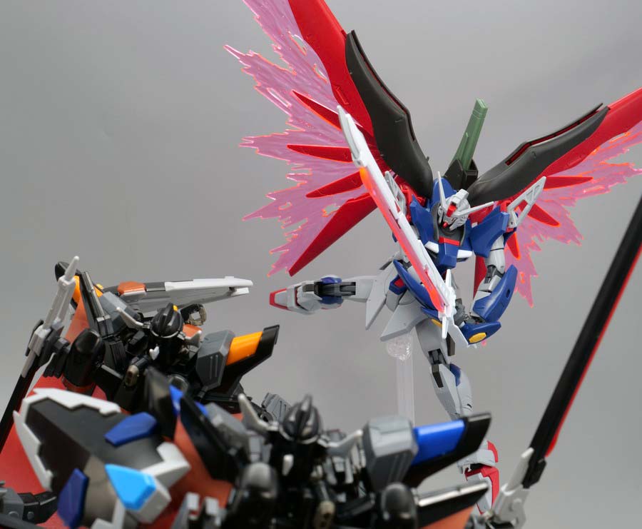 HGブラックナイトスコードルドラ リデラード機&ダニエル機&リュー機 セットのガンプラレビュー画像です