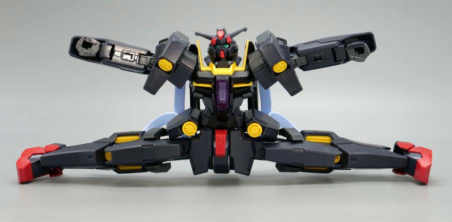 HGガンダムプルトーネブラックのガンプラレビュー画像です