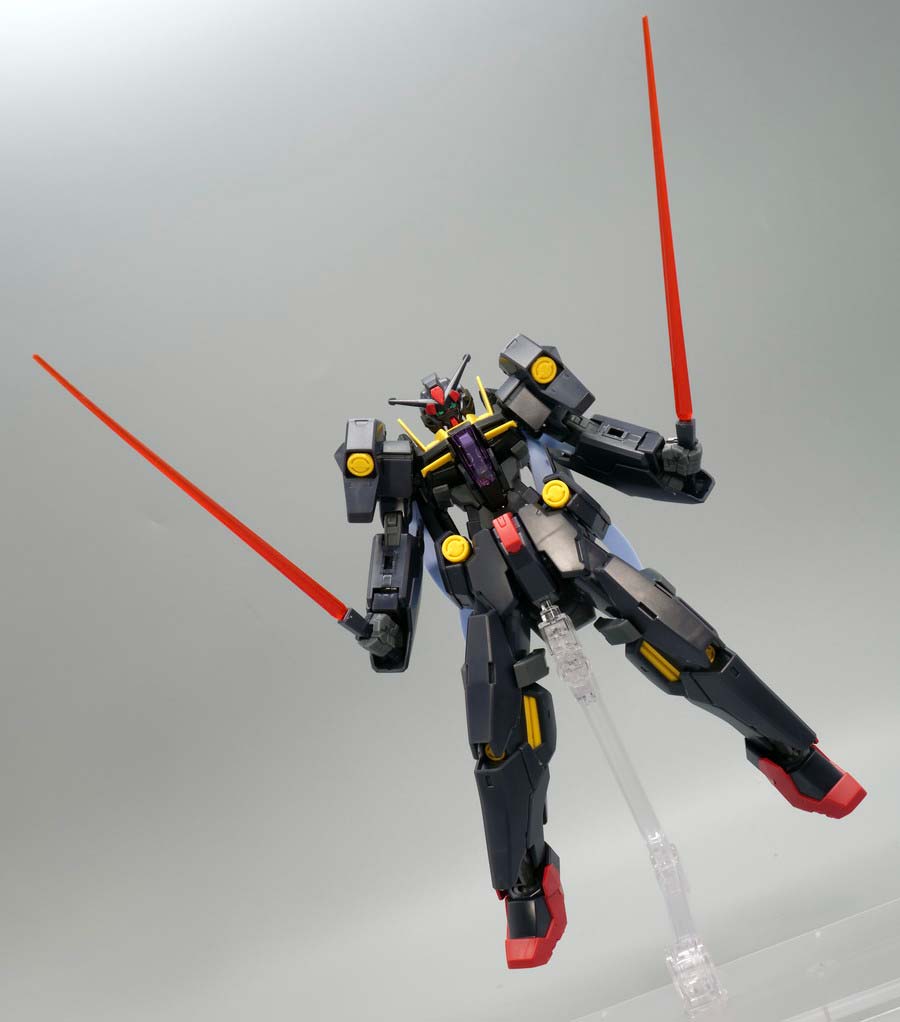 HGガンダムプルトーネブラックのガンプラレビュー画像です