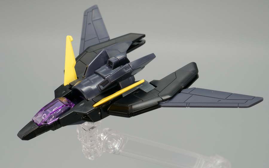 HGガンダムプルトーネブラックのガンプラレビュー画像です