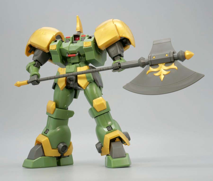 HGレオンのガンプラレビュー画像です