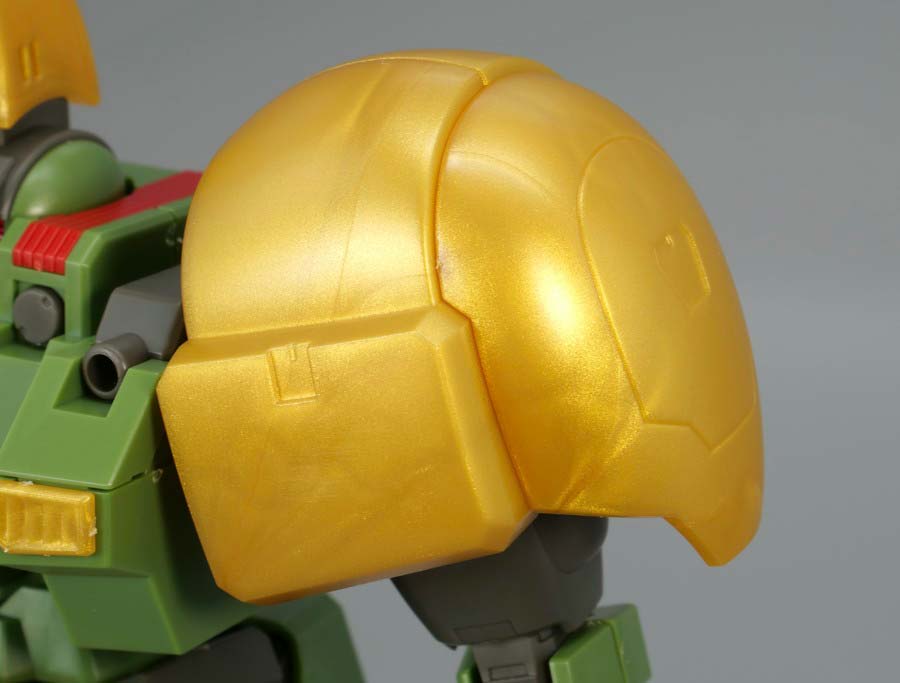HGレオンのガンプラレビュー画像です