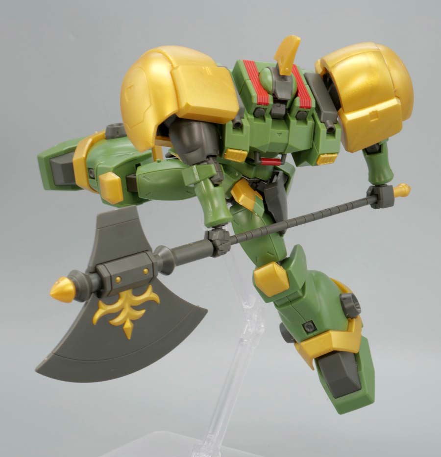 HGレオンのガンプラレビュー画像です
